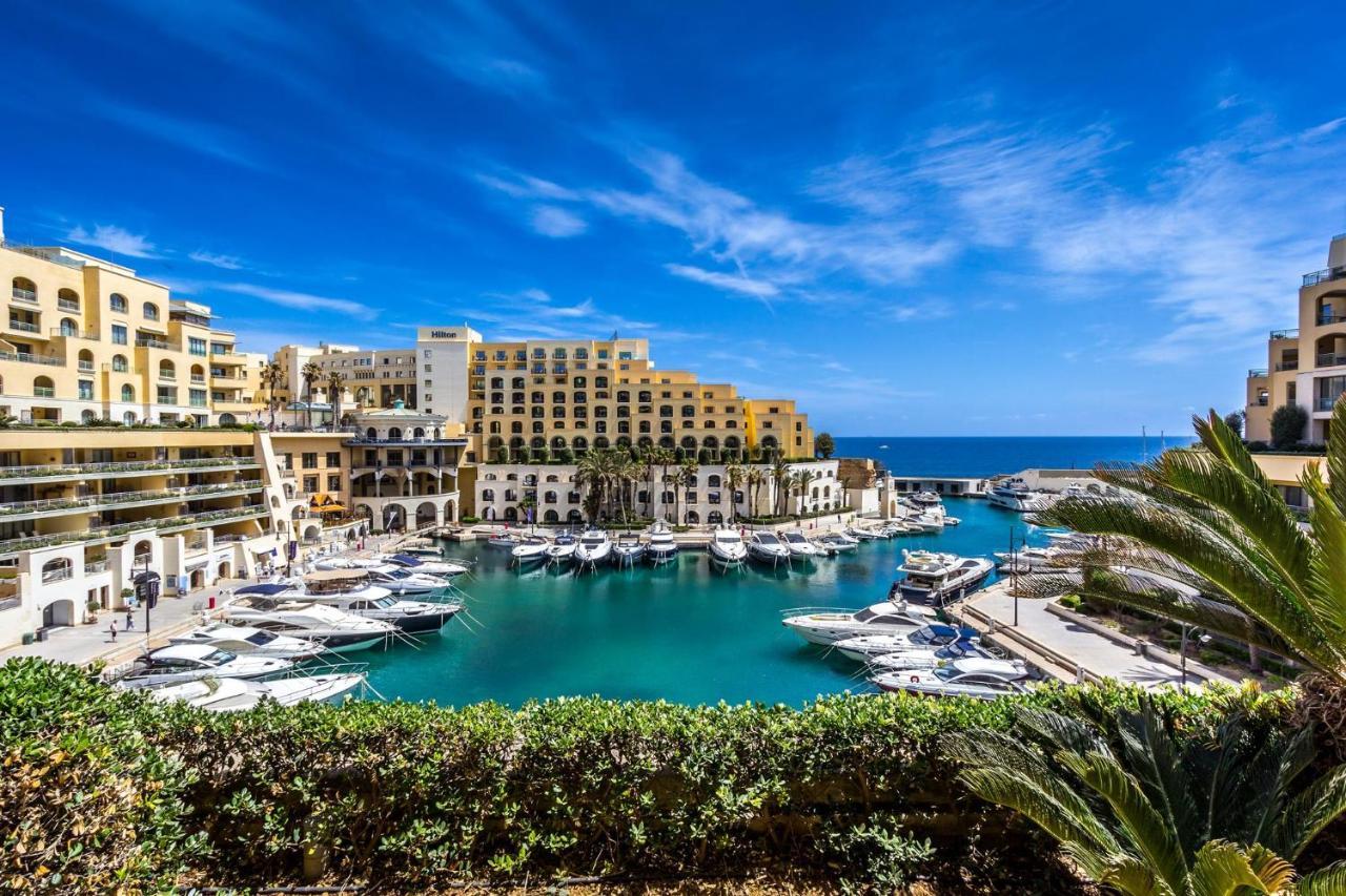 Splendid Seaside Retreat On Spinola Bay Lägenhet St. Julian's Exteriör bild