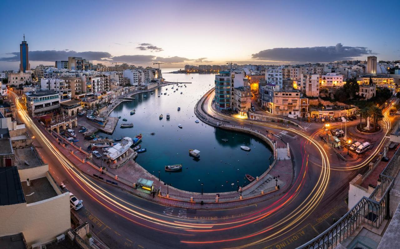 Splendid Seaside Retreat On Spinola Bay Lägenhet St. Julian's Exteriör bild